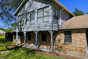806 Robindale Ln, Fairfield, TX 75840 - Photo 4