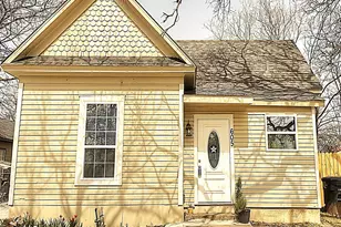 605 Olive St, Cleburne, TX 76031 - Photo 2