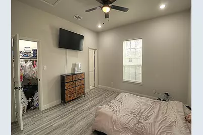 605 Olive Street, Cleburne, TX 76031 - Photo 16