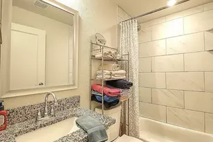 605 Olive St, Cleburne, TX 76031 - Photo 38