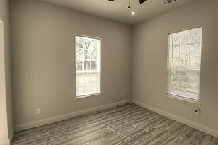 605 Olive St, Cleburne, TX 76031 - Photo 12