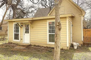 605 Olive St, Cleburne, TX 76031 - Photo 34