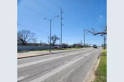 3605 Singleton Boulevard, Dallas, TX 75212 - Photo 2