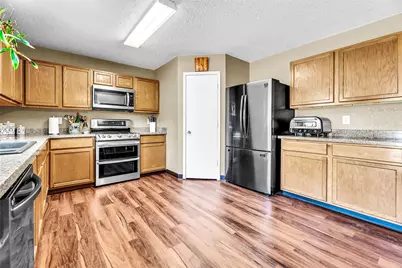 5237 Bedfordshire Drive, Fort Worth, TX 76135 - Photo 8