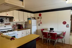 3412 Tahitian Ct, Granbury, TX 76048 - Photo 2