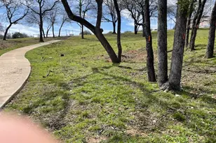 1130/1131 N Walnut Creek Dr Dr, Mansfield, TX 76063 - Photo 4