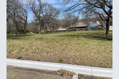 1130/1131 N Walnut Creek Dr Drive, Mansfield, TX 76063 - Photo 10