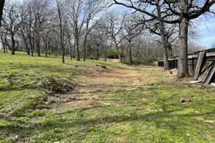 1130/1131 N Walnut Creek Dr Dr, Mansfield, TX 76063 - Photo 1