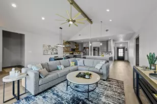 502 S Bay Ct, Runaway Bay, TX 76426 - Photo 2