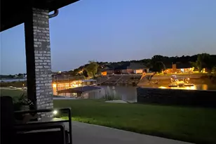 502 S Bay Ct, Runaway Bay, TX 76426 - Photo 40