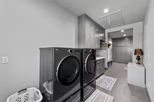 502 S Bay Ct, Runaway Bay, TX 76426 - Photo 28