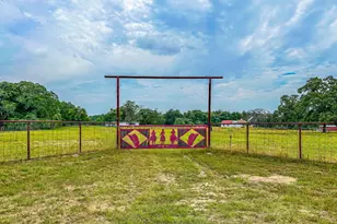 155 F County Road 430, Buffalo, TX 75831 - Photo 4