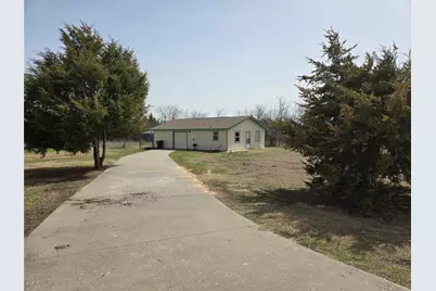 1001 N Atkins Drive, Celeste, TX 75423 - Photo 2