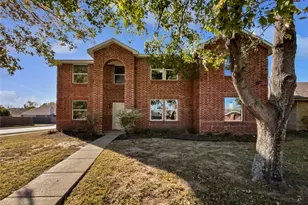 2813 Lake Vista Dr, Wylie, TX 75098 - Photo 1