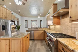 712 S Sugartree Dr, Lipan, TX 76462 - Photo 10