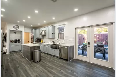 2406 Manchester Drive, Carrollton, TX 75006 - Photo 8