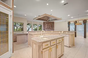 5202 Comanche Vista Trail, Granbury, TX 76049 - Photo 8