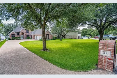5202 Comanche Vista Trail, Granbury, TX 76049 - Photo 2
