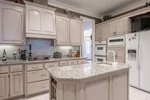 5202 Comanche Vista Trail, Granbury, TX 76049 - Photo 8