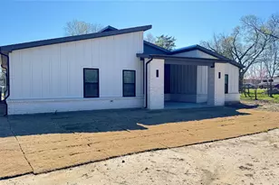 2640 Lake Ave, Farmersville, TX 75442 - Photo 8