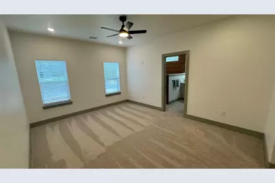 2640 Lake Avenue, Farmersville, TX 75442 - Photo 14