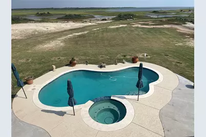 904 W Polk Avenue, Port O Connor, TX 77982 - Photo 36