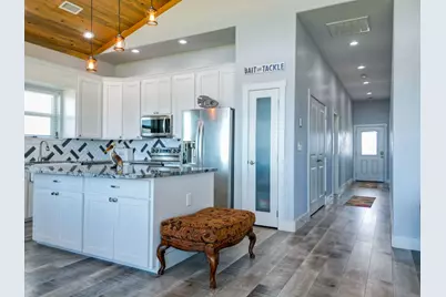 904 W Polk Avenue, Port O Connor, TX 77982 - Photo 16