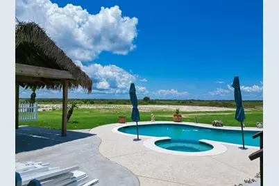 904 W Polk Avenue, Port O Connor, TX 77982 - Photo 30