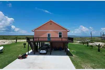 904 W Polk Avenue, Port O Connor, TX 77982 - Photo 4