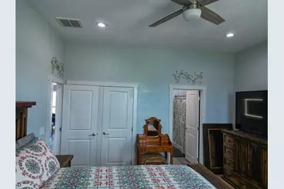 904 W Polk Avenue, Port O Connor, TX 77982 - Photo 8