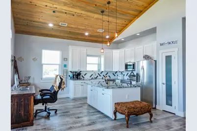 904 W Polk Avenue, Port O Connor, TX 77982 - Photo 20