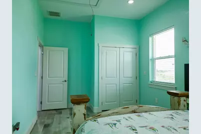 904 W Polk Avenue, Port O Connor, TX 77982 - Photo 10