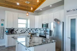 904 W Polk Ave, Port O Connor, TX 77982 - Photo 20