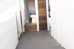 302 W 6th St, Lancaster, TX 75146 - Photo 10