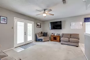 5612 Macrae St, Haltom City, TX 76148 - Photo 10