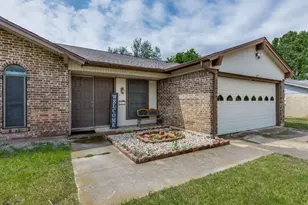 5612 Macrae St, Haltom City, TX 76148 - Photo 6