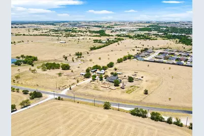 9501 Fm 2331, Godley, TX 76044 - Photo 10