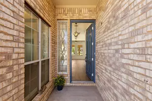 9913 Hanford Dr, Denton, TX 76207 - Photo 4