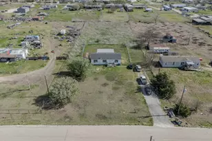 9020 Sallys Wy, Alvarado, TX 76009 - Photo 14