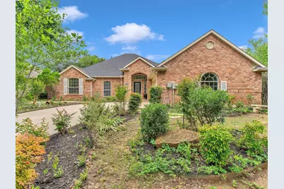 1536 Valley Creek Road, Denton, TX 76205 - Photo 2
