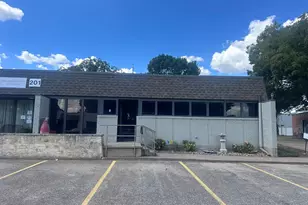 201 Ferris Ave, Waxahachie, TX 75165 - Photo 1