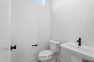 2202 N Carroll Ave, Dallas, TX 75204 - Photo 36