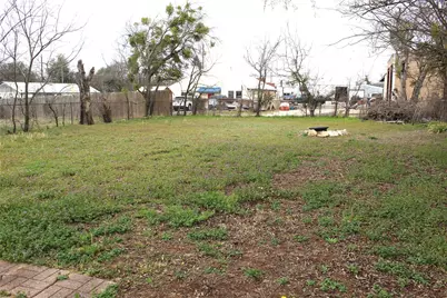 1390 N Estes Street, Stephenville, TX 76401 - Photo 10