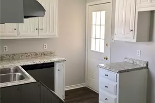 1005 5 Pine St, McKinney, TX 75069 - Photo 4