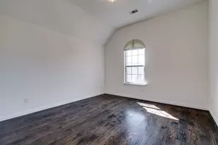 303 San Marcos Dr, Irving, TX 75039 - Photo 18