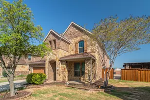 303 San Marcos Dr, Irving, TX 75039 - Photo 2