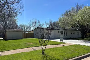 7908 Lazy Lane Rd, North Richland Hills, TX 76180 - Photo 4