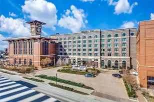 218 E Dallas Rd, Grapevine, TX 76051 - Photo 30