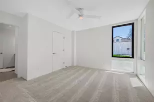 715 N Elm St, Sherman, TX 75090 - Photo 36