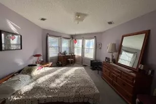 1003 W Lovers Ln, Arlington, TX 76013 - Photo 12
